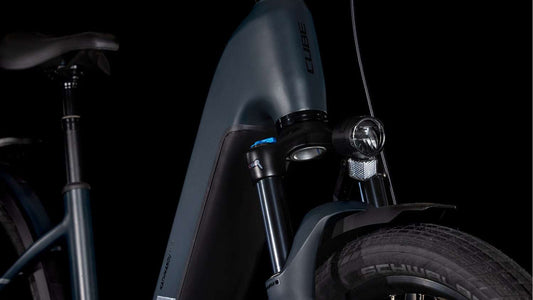 Cube Kathmandu Hybrid Comfort Pro 800 Easy Entry night´n´chrome