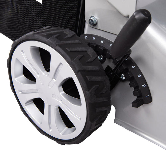 Makita Akku-Rasenmäher DLM463PT2, 2x18V, 2x 5,0 Ah und Doppelladegerät